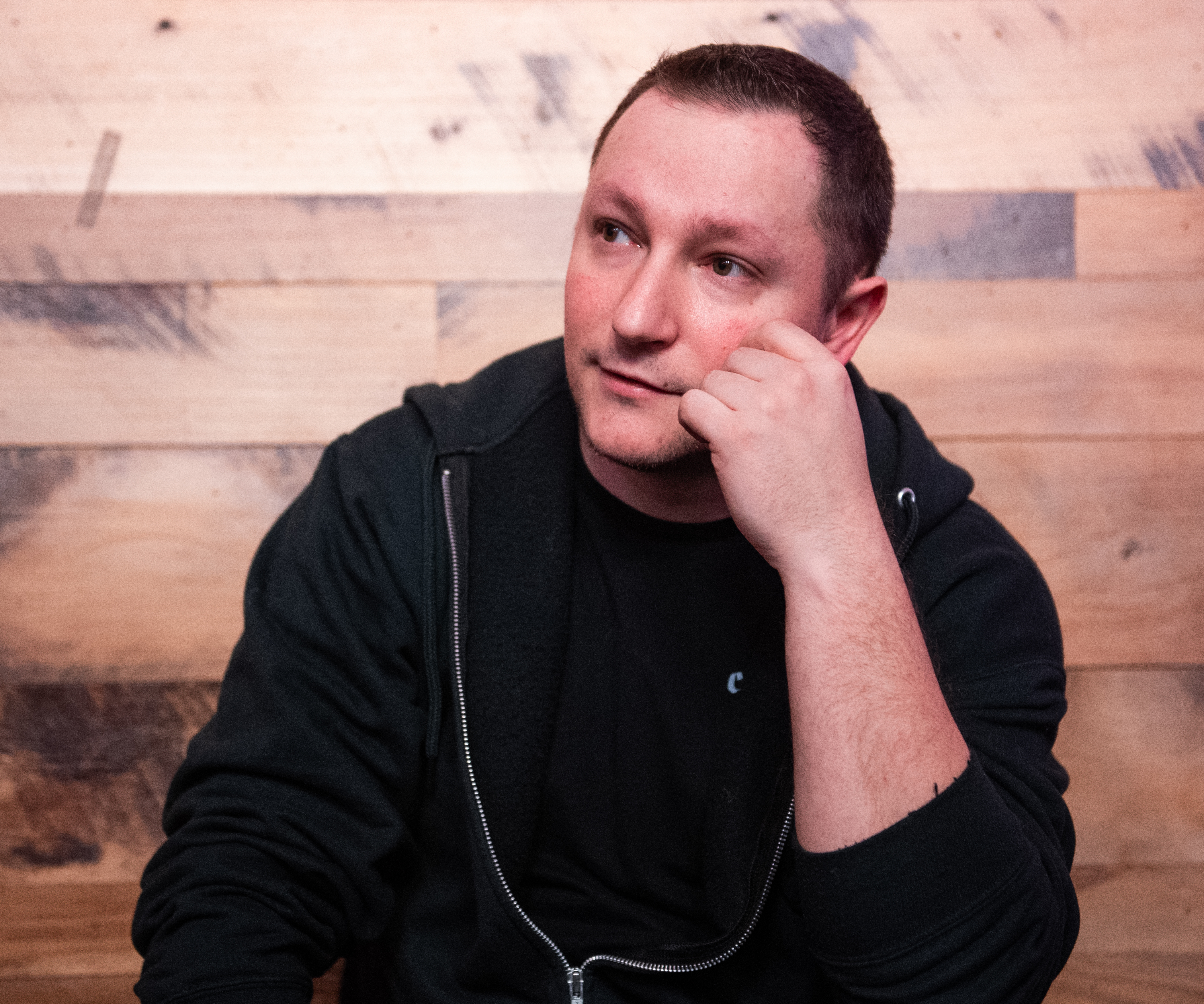 Author Louis Johns - Psychological Thriller Author & Suspense Fiction Writer